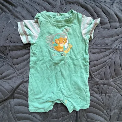 Combinaison Disney taille 3 mois 